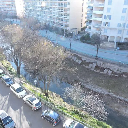 Confort-appartement Les Joncs 아파트