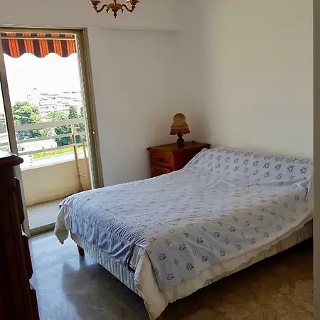Confort-appartement Les Joncs 아파트 *